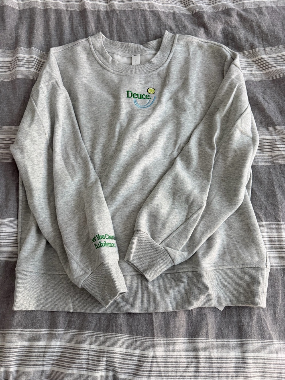 Lululemon - Perfectly Oversized Fleece Crew Graphic